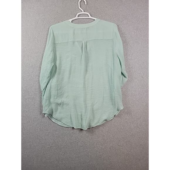 Ruby Rd Pale Green RTS V Neck Semi Sheer Guazy Button Up Shirt Women's Plus 1X - Picture 6 of 11